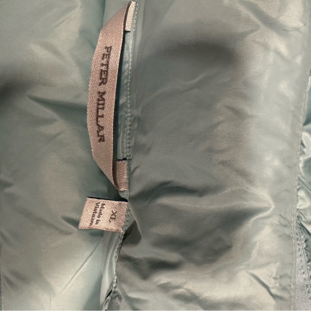 Peter Millar Chiron Vest with Detachable Hood - XL - Picture 10 of 13